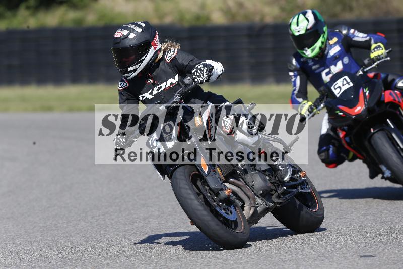 /Archiv-2025/49 26.08.2025 Cornu Master School ADR/gruen-vert/54